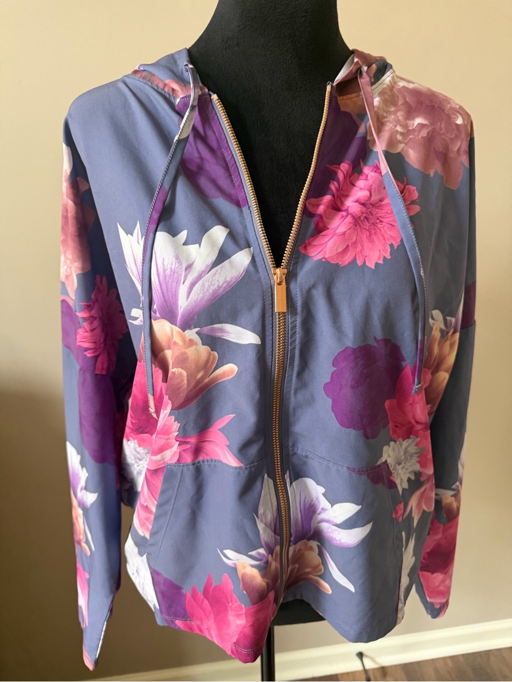 Marika Floral Lightweight Hooded Jacket w/Pockets Medium